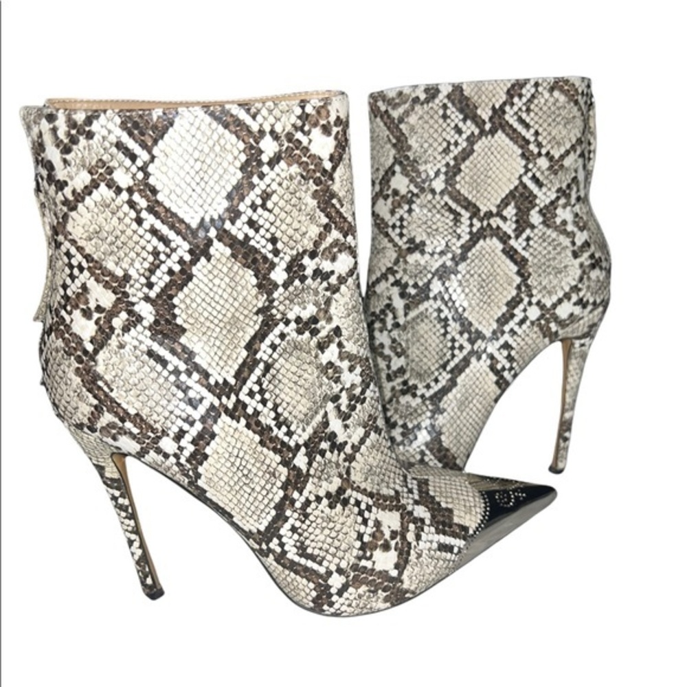 PrettyLittleThing Snakeprint Booties Size 7